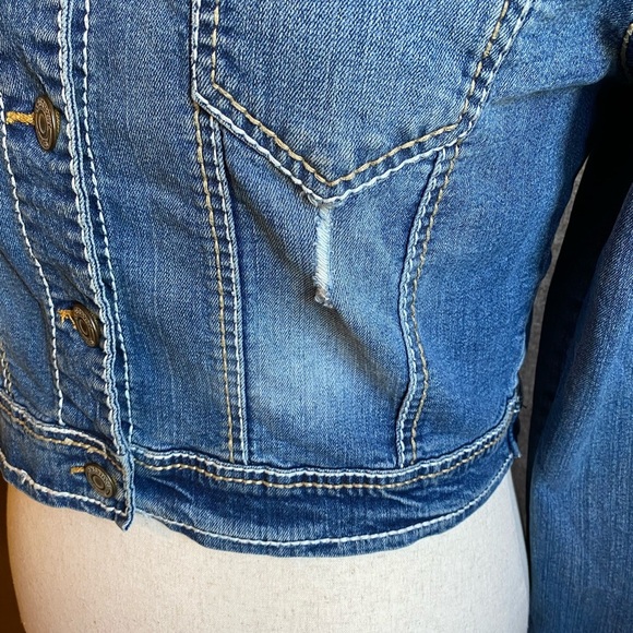 Amethyst Jeans Blue Denim Jacket Classic Button Front Jean Jacket - Picture 4 of 9